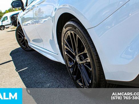 Used 2025 Toyota Camry SE image 15