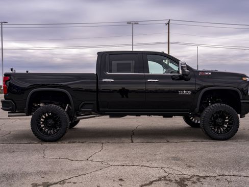 New 2026 Chevrolet Silverado 2500 LTZ w/ Z71 Chrome Sport Edition image 7