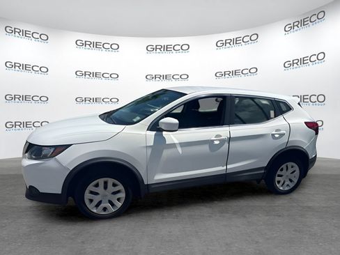 Used 2019 Nissan Rogue Sport S AWD/4WD image 3