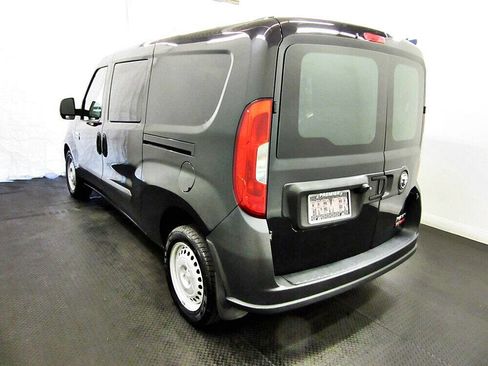 Used 2019 RAM ProMaster City Tradesman image 4