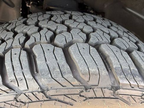 Used 2022 RAM 1500 Laramie w/ Sport Appearance Package image 28