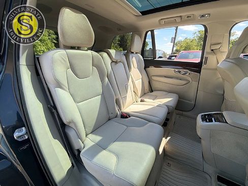 Used 2016 Volvo XC90 T6 Momentum w/ Momentum Plus Package AWD/4WD image 18