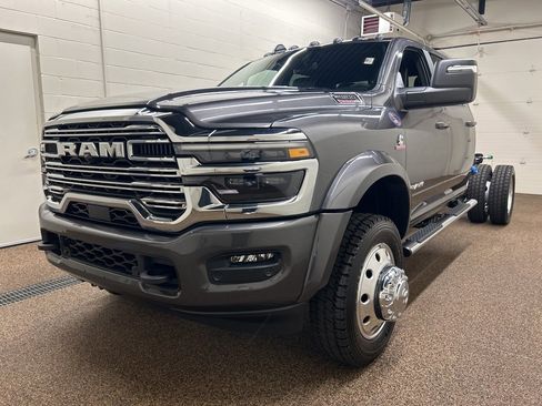 New 2026 RAM 4500 Tradesman w/ Laramie Trim Package image 5
