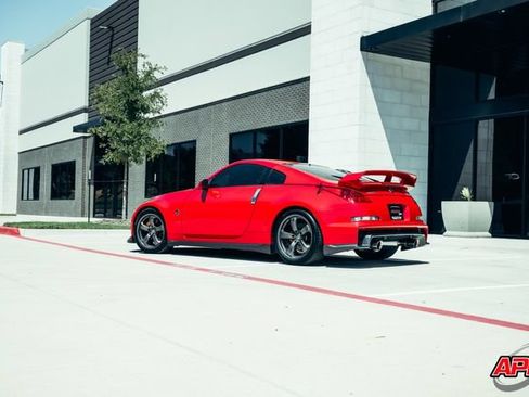 Used 2008 Nissan 350Z NISMO RWD image 40