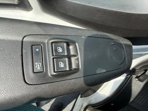 Used 2023 RAM ProMaster 2500 FWD image 13