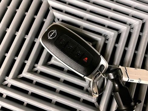 New 2025 Nissan Kicks SR w/ SR Premium Package image 13