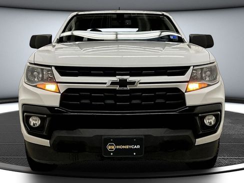Used 2022 Chevrolet Colorado LT w/ Trail Boss Package AWD/4WD image 2