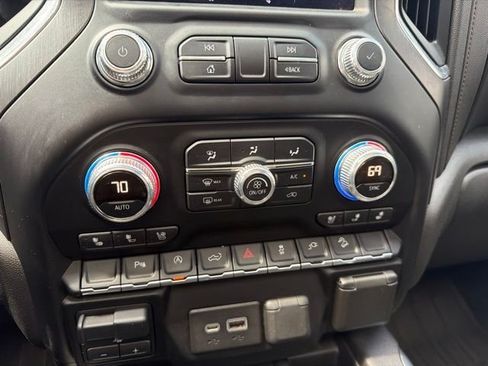 Used 2019 GMC Sierra 1500 AT4 w/ AT4 Premium Package AWD/4WD image 25