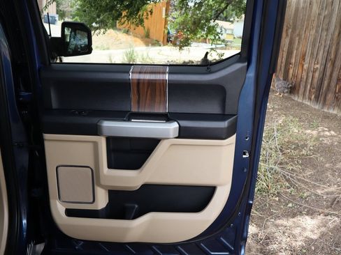 Used 2015 Ford F150 Lariat AWD/4WD image 25
