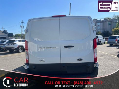 Used 2020 Ford Transit 250 Low Roof AWD image 5