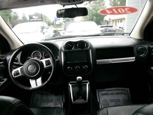 Used 2014 Jeep Compass Latitude AWD/4WD image 24