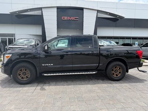 Used 2024 Nissan Titan SV w/ SV Convenience Package AWD/4WD image 1