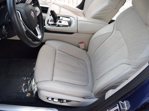 Used 2017 BMW ALPINA B7 xDrive image 38
