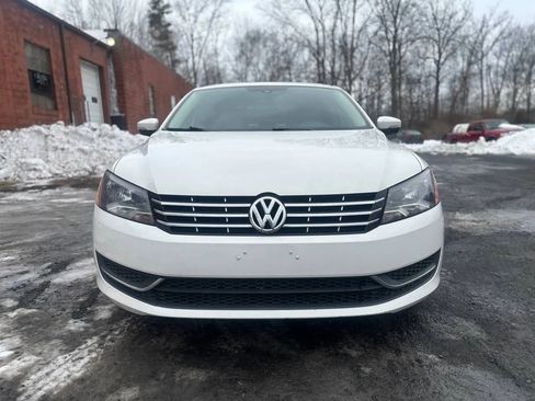 Used 2014 Volkswagen Passat TDI SE FWD image 2