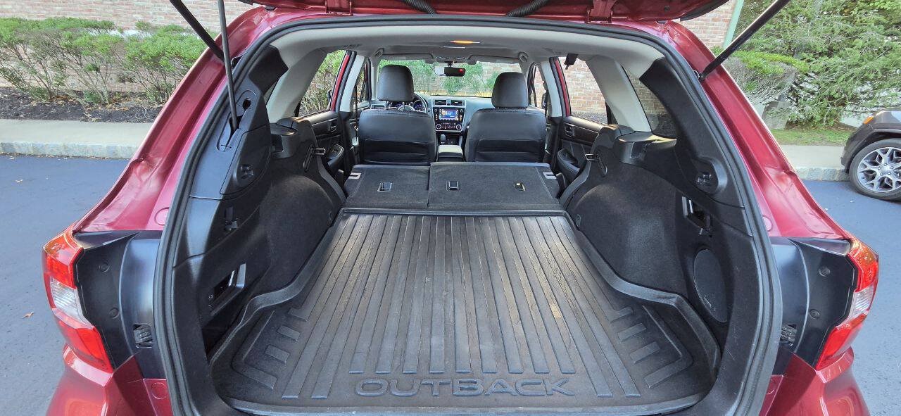 Used 2019 Subaru Outback 2.5i Limited AWD/4WD image 19