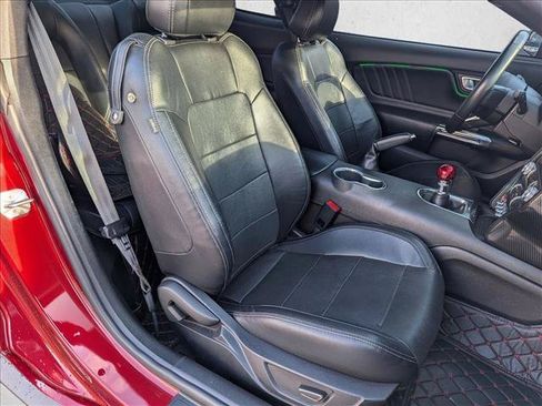 Used 2019 Ford Mustang GT Premium RWD image 18