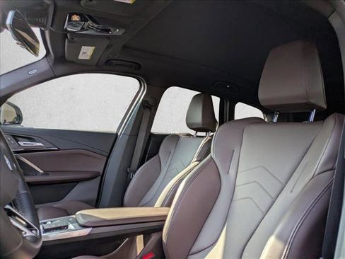 Used 2025 BMW X1 xDrive28i image 9