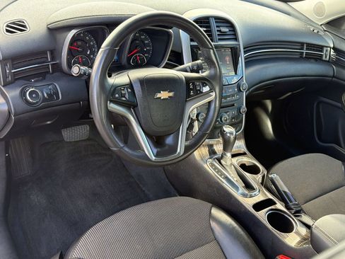 Used 2014 Chevrolet Malibu LT FWD image 4