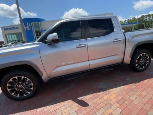 Used 2024 Toyota Tundra Limited AWD/4WD image 6