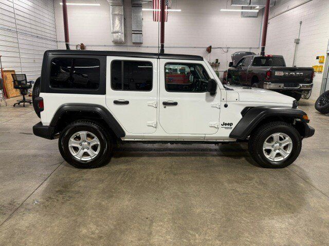 Used 2021 Jeep Wrangler Unlimited Sport AWD/4WD image 7