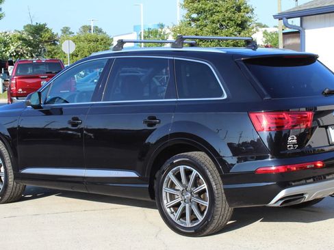 Used 2017 Audi Q7 3.0T Premium Plus AWD/4WD image 3