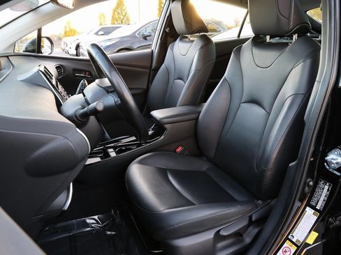 Certified 2022 Toyota Prius XLE w/ Advanced Technology Package image 18