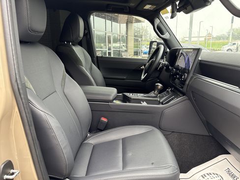 Used 2025 Lexus GX 550 image 33