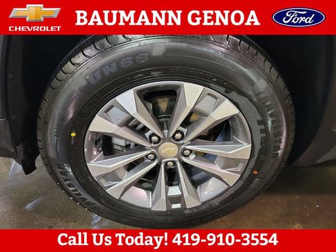 Used 2025 Chevrolet Equinox LT FWD image 27