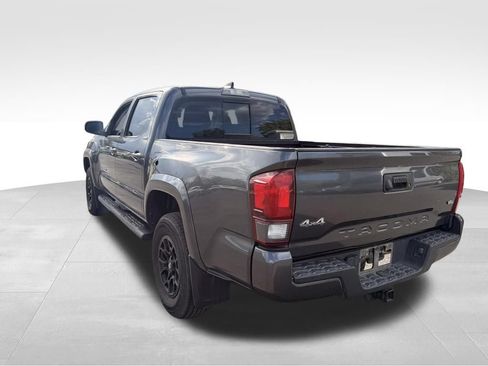 Used 2021 Toyota Tacoma SR5 w/ Technology Package AWD/4WD image 3
