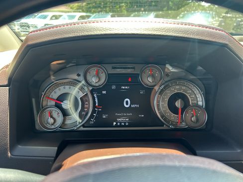 Used 2018 RAM 1500 Laramie Longhorn w/ Longhorn Southfork Package AWD/4WD image 24
