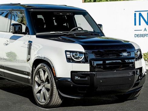 Used 2026 Land Rover Defender 110 X AWD/4WD image 5