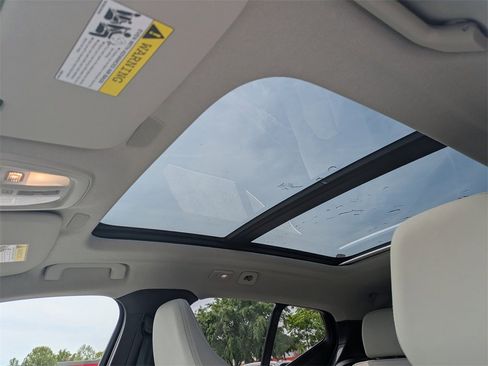 New 2025 Volvo XC40 B5 Plus w/ Climate Package image 20