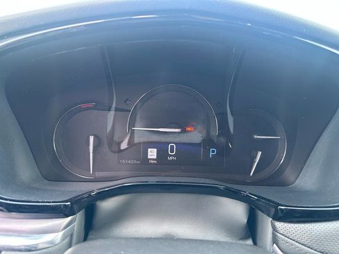 Used 2017 Cadillac XT5 Luxury w/ Driver Awareness Package image 27