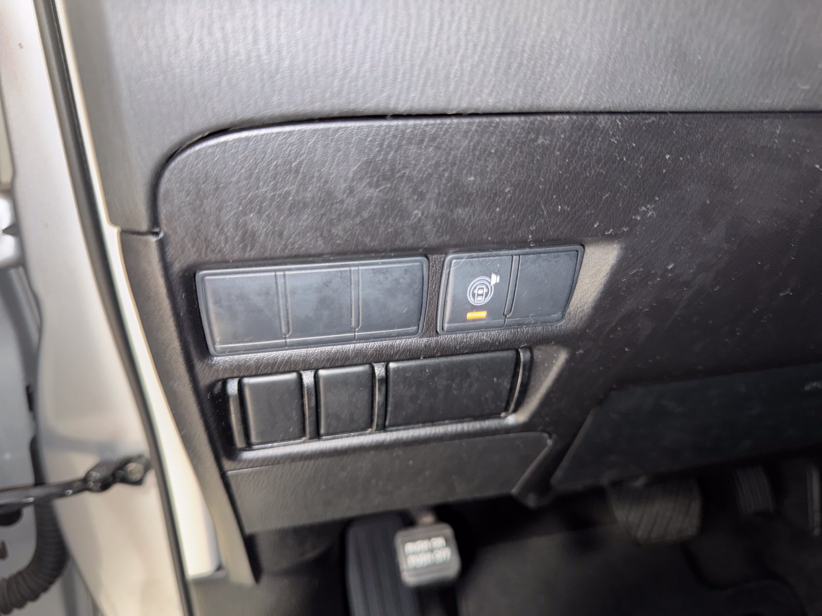 Used 2021 Nissan Armada SV AWD/4WD image 18