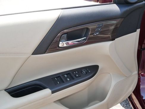 Used 2016 Honda Accord EX-L image 16