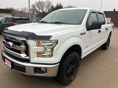Used 2016 Ford F150 XLT w/ Trailer Tow Package AWD/4WD image 8