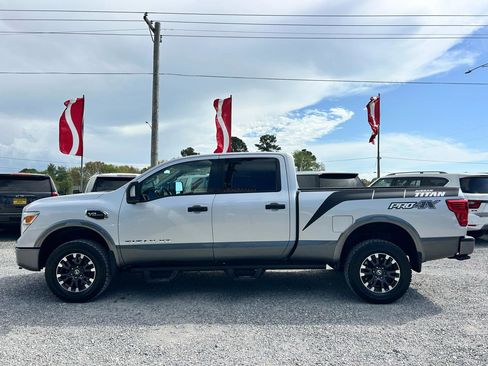 Used 2017 Nissan Titan PRO-4X image 20