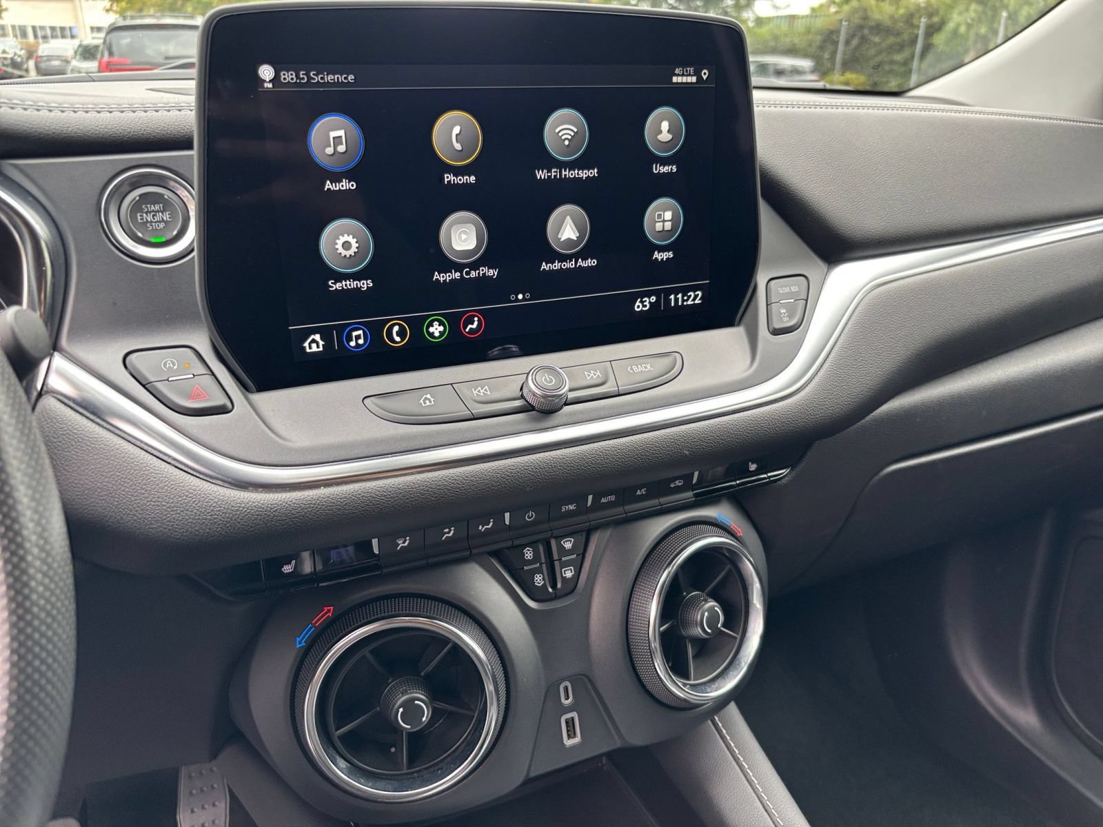 Used 2026 Chevrolet Blazer LT FWD image 16