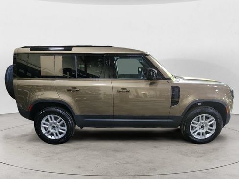 New 2026 Land Rover Defender 110 S AWD/4WD image 6