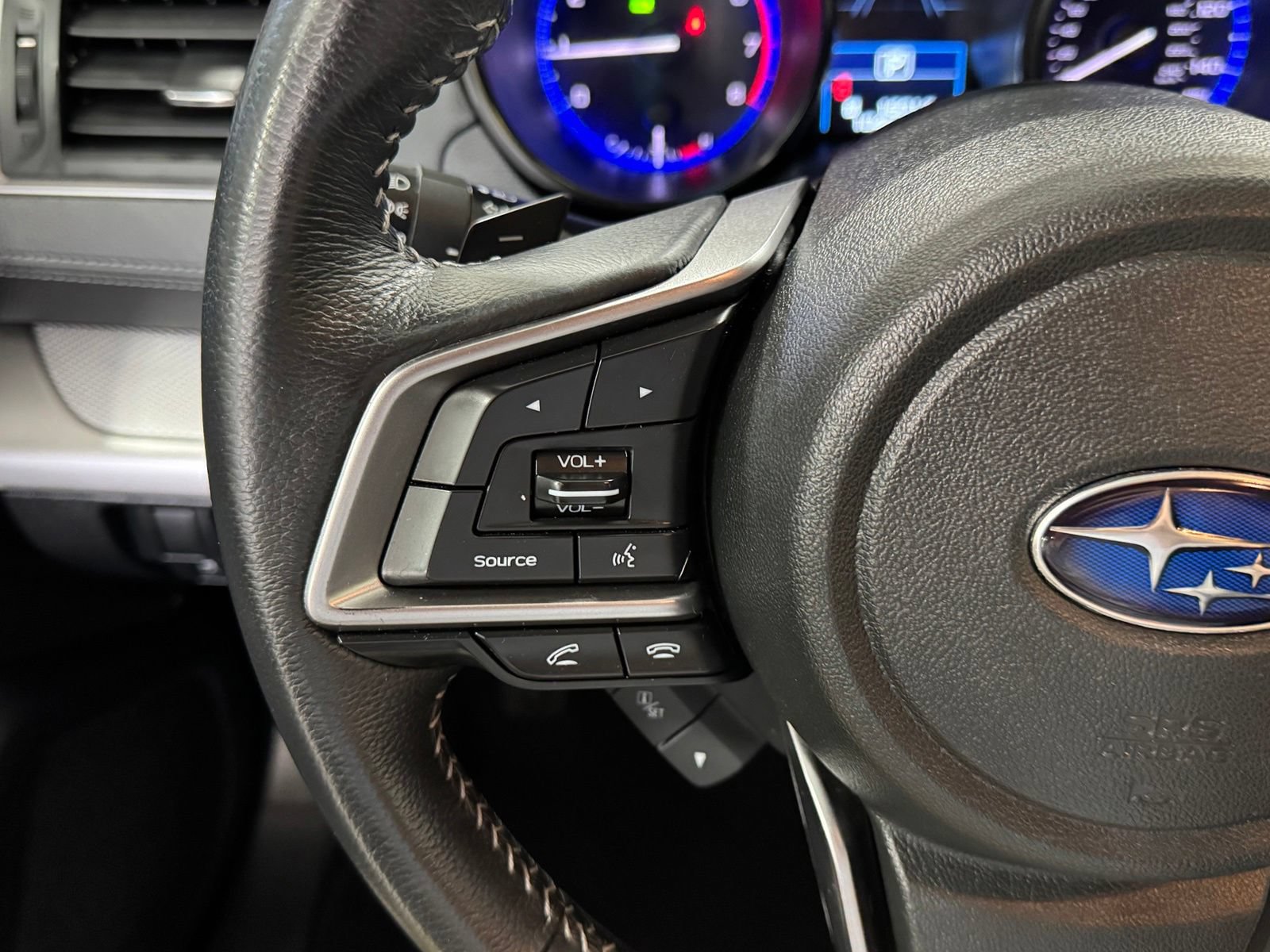 Used 2019 Subaru Outback 2.5i Premium AWD/4WD image 21