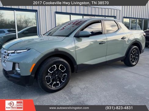 Used 2023 Hyundai Santa Cruz SE image 1