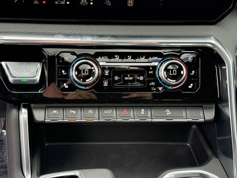 New 2026 GMC Sierra 1500 Denali AWD/4WD image 26