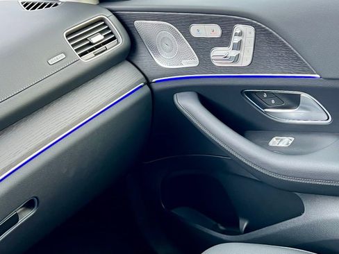 Certified 2026 Mercedes-Benz GLS 450 GLS 450 image 41