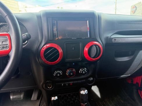 Used 2013 Jeep Wrangler Sport image 13