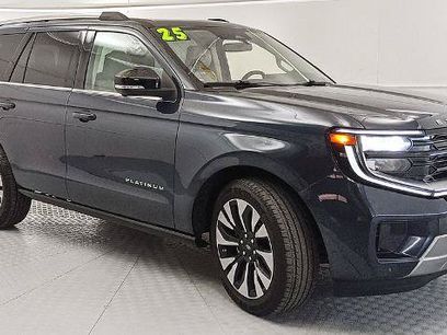 Certified 2025 Ford Expedition Platinum w/ Driver's Package