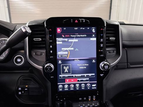 Used 2020 RAM 3500 Laramie w/ Night Edition image 23