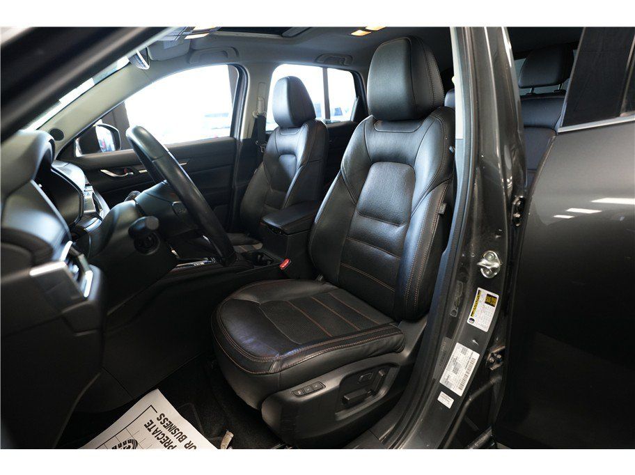 Used 2019 MAZDA CX-5 Grand Touring w/ GT Premium Package FWD image 10