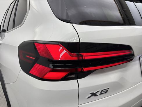 New 2026 BMW X5 xDrive40i AWD/4WD image 19