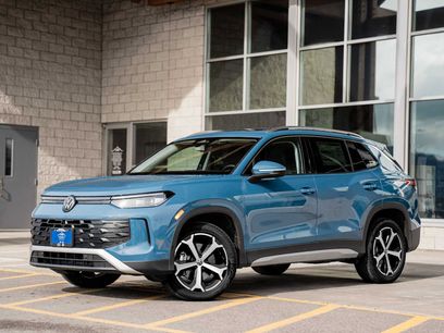 New 2026 Volkswagen Tiguan SE