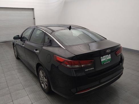 Used 2018 Kia Optima S w/ Panoramic Sunroof Package FWD image 5